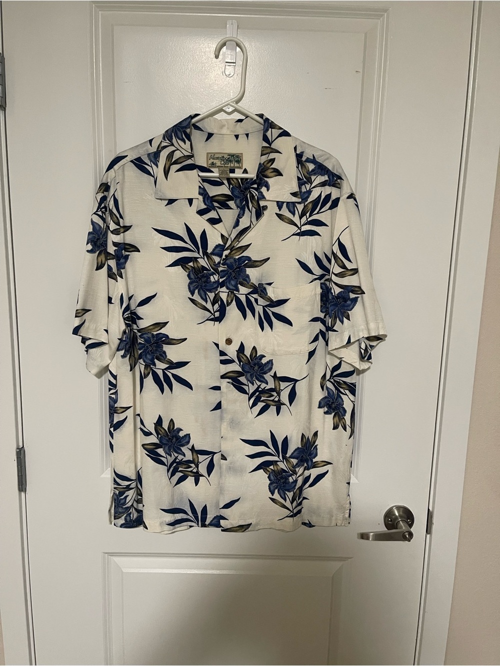 Men’s Cream Short-Sleeve Button-Down Shirt with Blue Floral Print